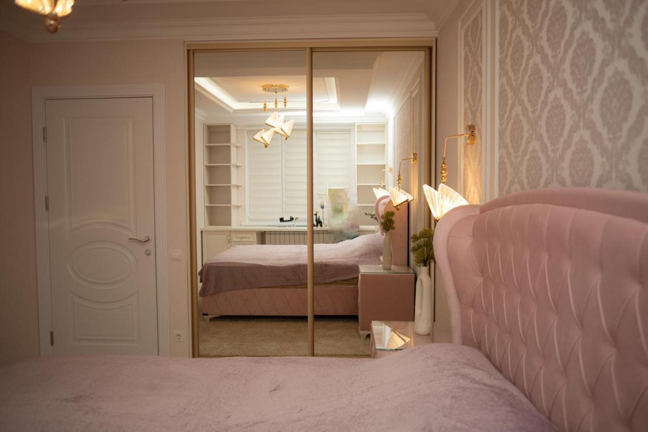 Center Candle Apartment Кишинёв Экстерьер фото