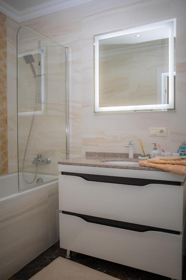 Center Candle Apartment Кишинёв Экстерьер фото
